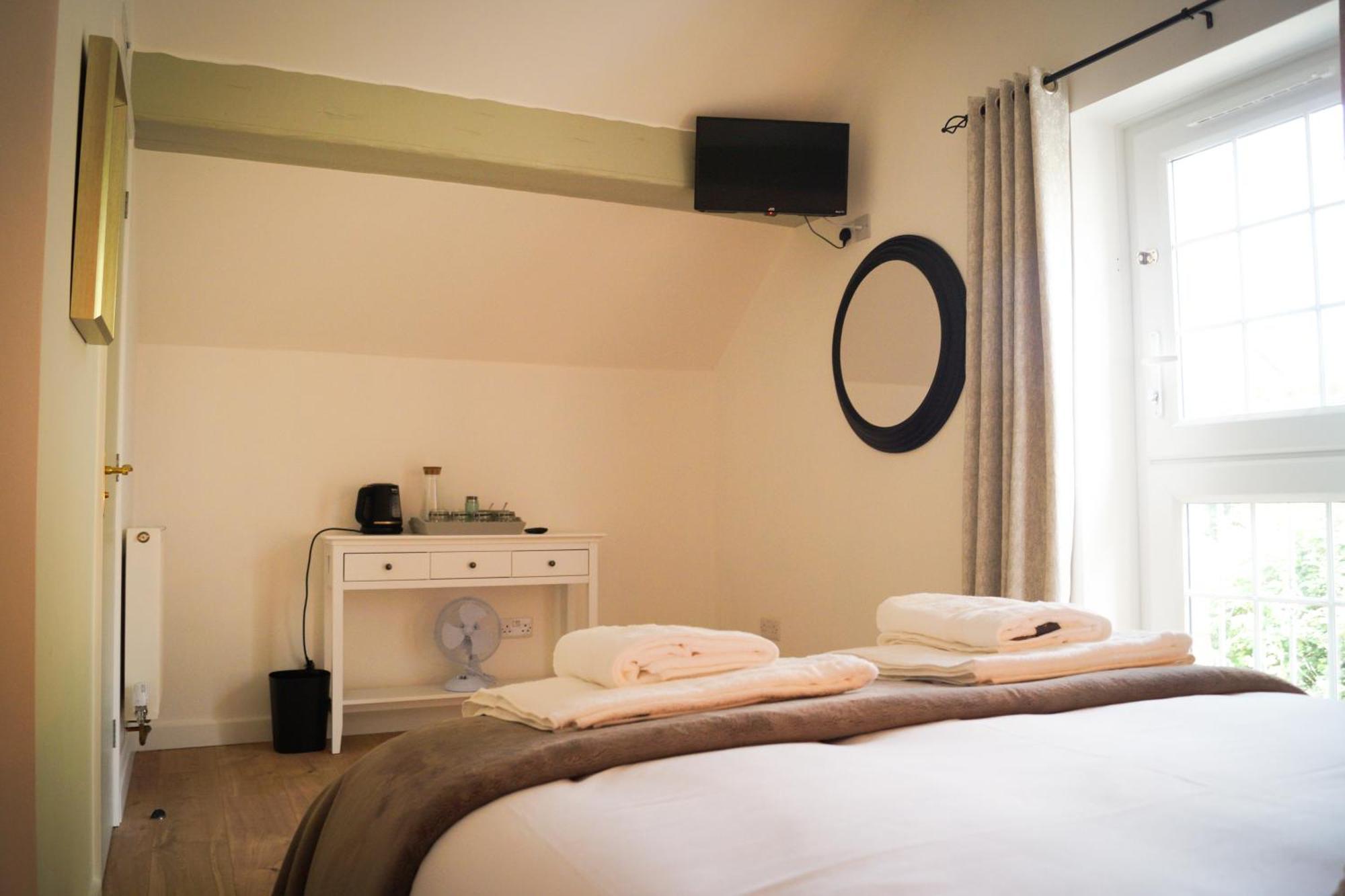 Lemon Tree Rooms - Newly Refurbished Coastal Stay Swyre מראה חיצוני תמונה