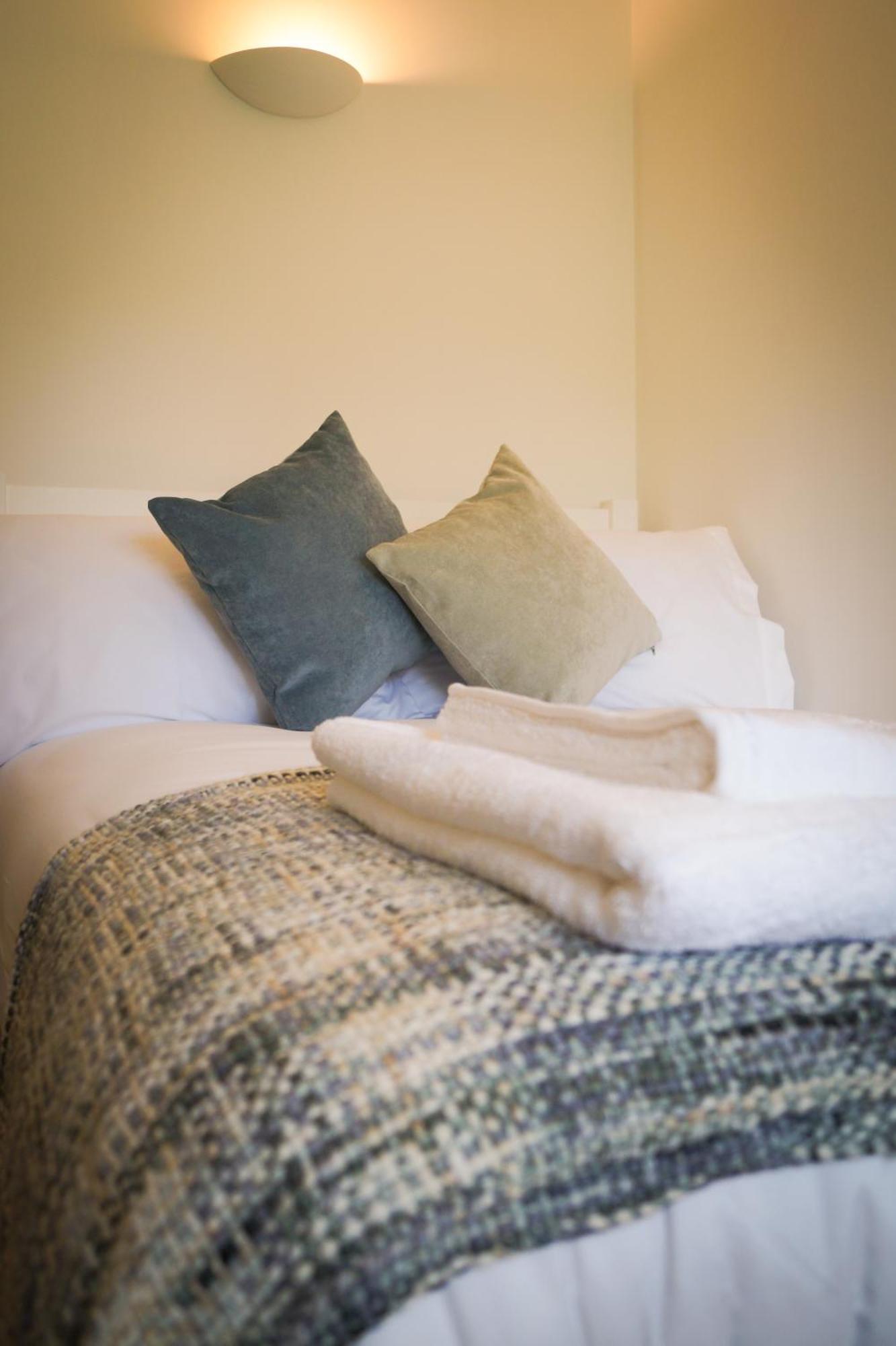 Lemon Tree Rooms - Newly Refurbished Coastal Stay Swyre מראה חיצוני תמונה