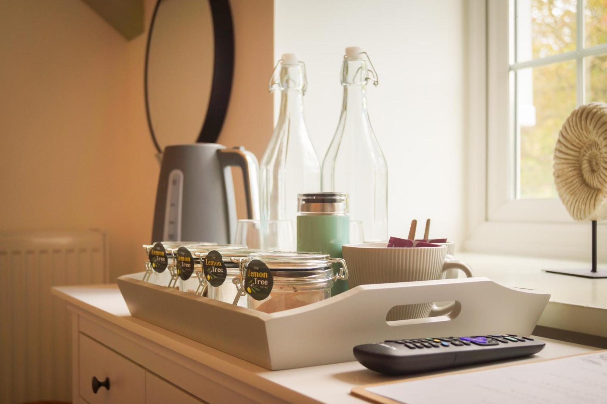 Lemon Tree Rooms - Newly Refurbished Coastal Stay Swyre מראה חיצוני תמונה