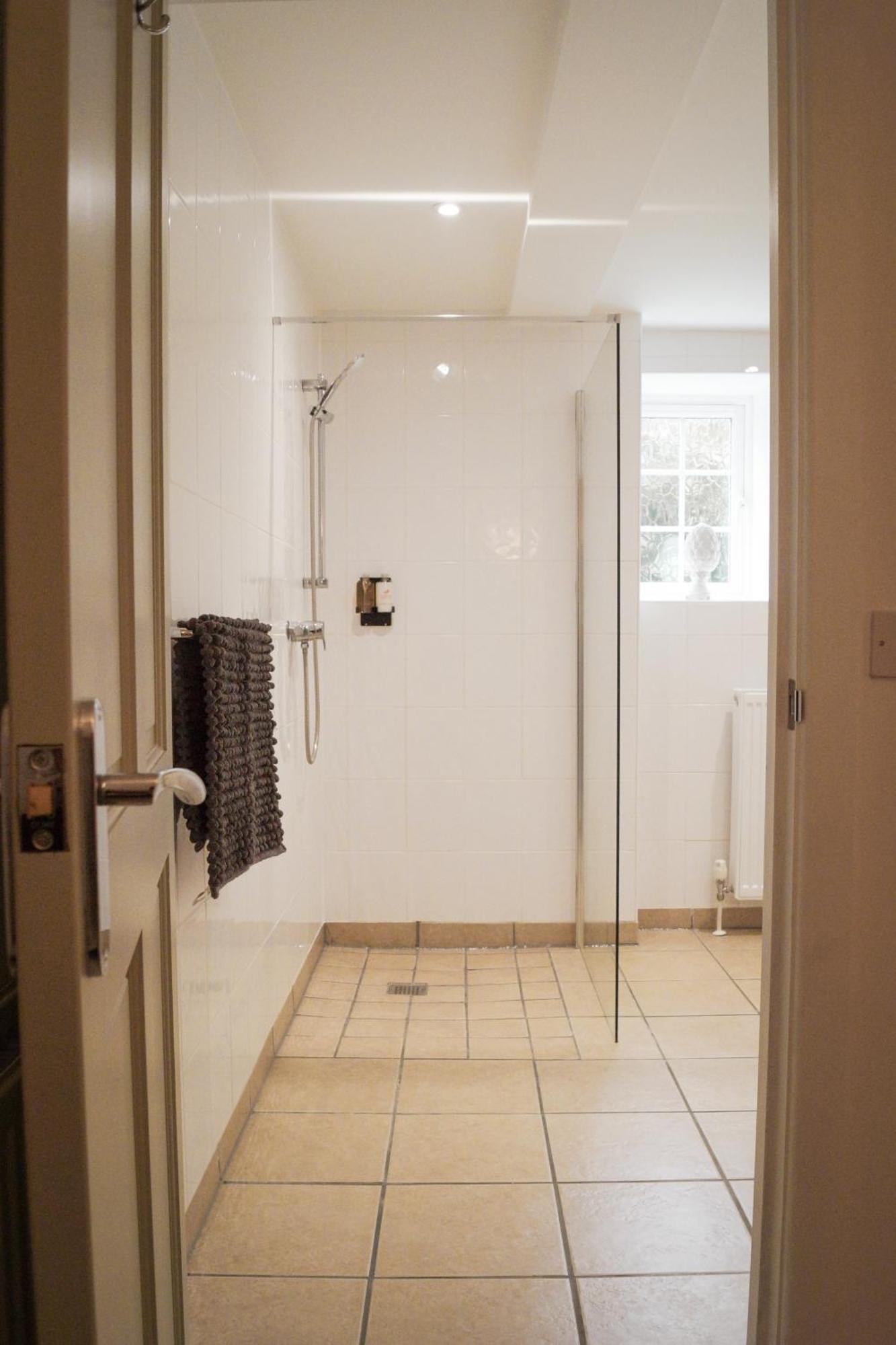 Lemon Tree Rooms - Newly Refurbished Coastal Stay Swyre מראה חיצוני תמונה