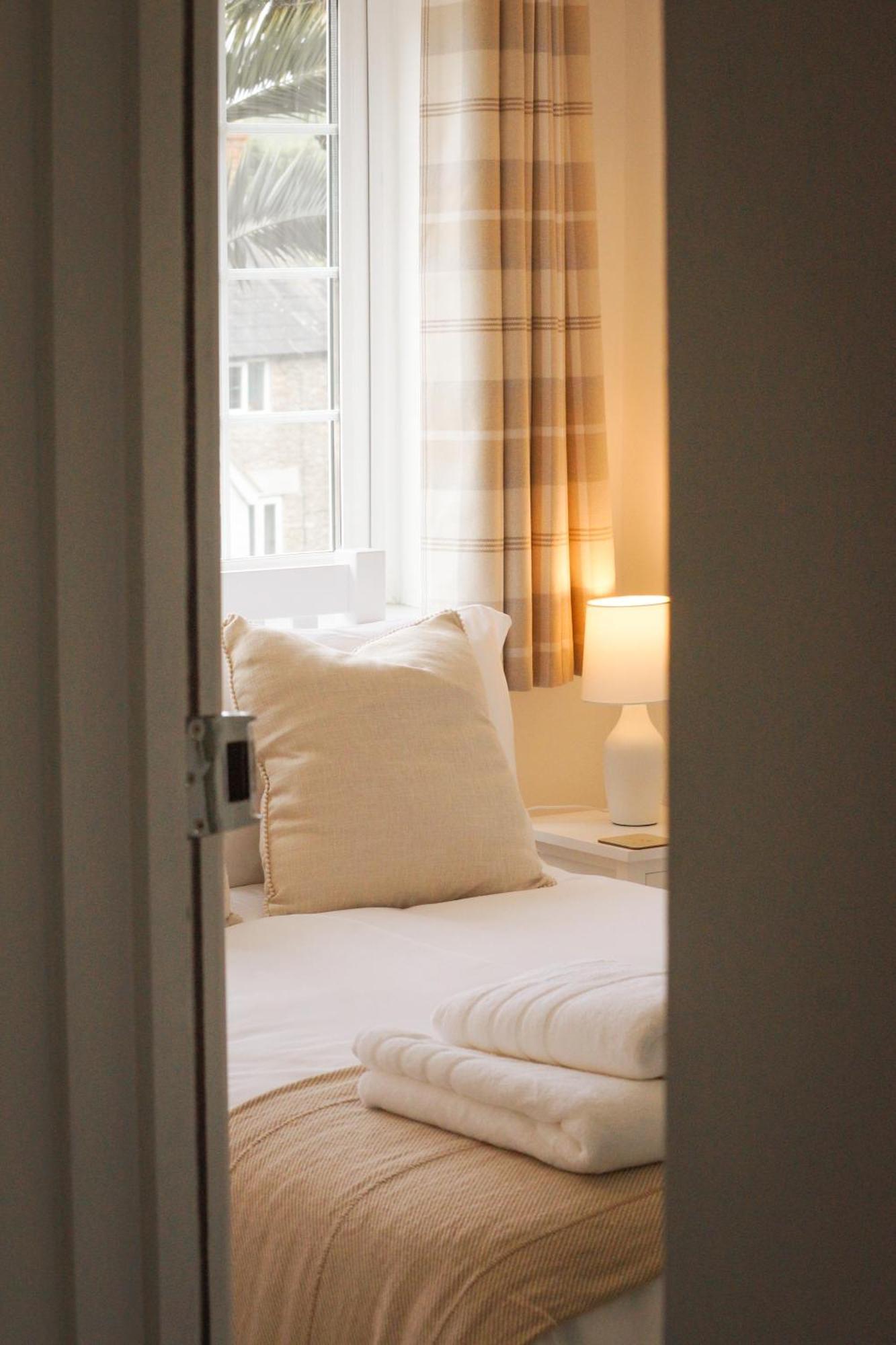 Lemon Tree Rooms - Newly Refurbished Coastal Stay Swyre מראה חיצוני תמונה