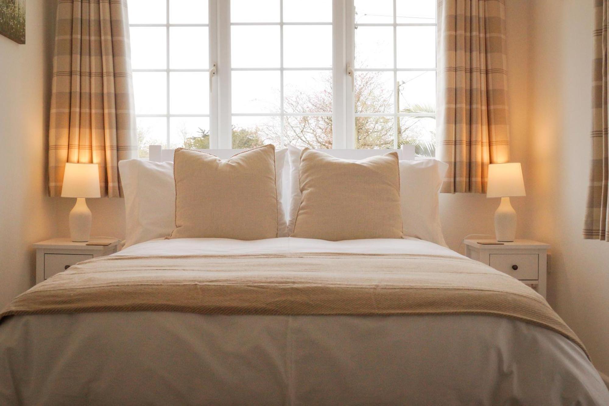 Lemon Tree Rooms - Newly Refurbished Coastal Stay Swyre מראה חיצוני תמונה