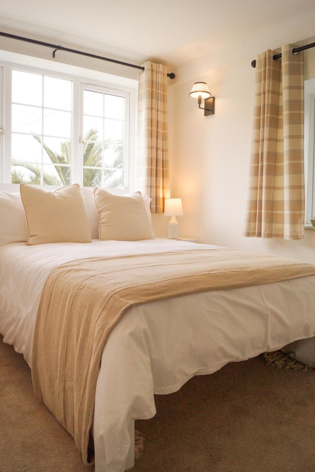 Lemon Tree Rooms - Newly Refurbished Coastal Stay Swyre מראה חיצוני תמונה