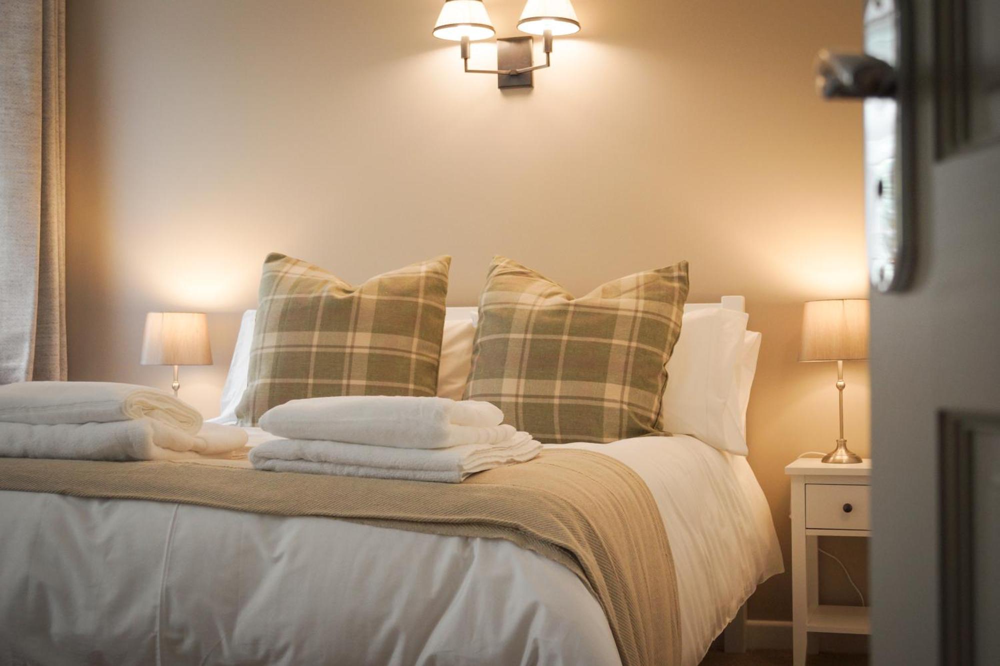 Lemon Tree Rooms - Newly Refurbished Coastal Stay Swyre מראה חיצוני תמונה
